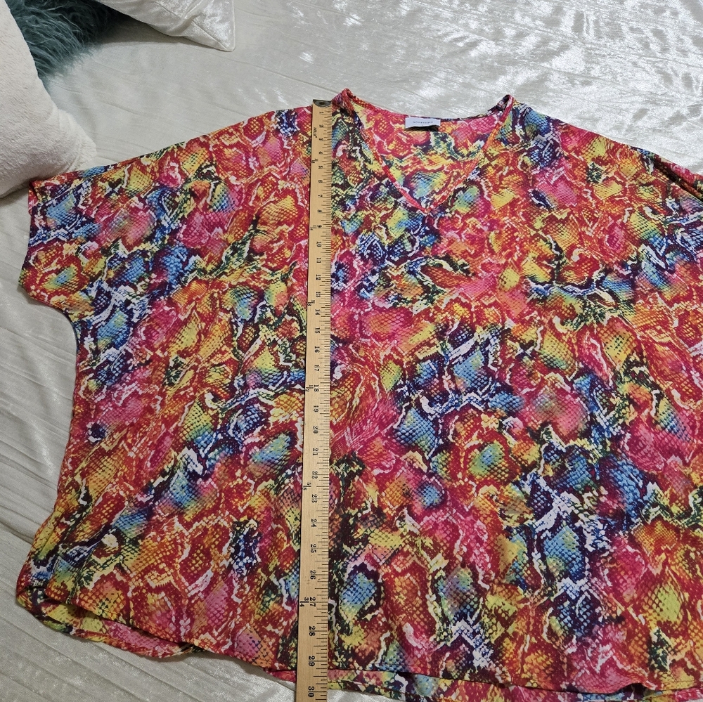 Vibrant Multicolor Women's Pull Over Tunic Size Large. NWOT. Never Worn. - Picture 4 of 6